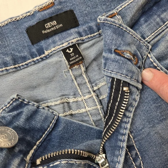True Religion Men’s Geno Relaxed Slim Jeans Size 32 - Picture 4 of 12